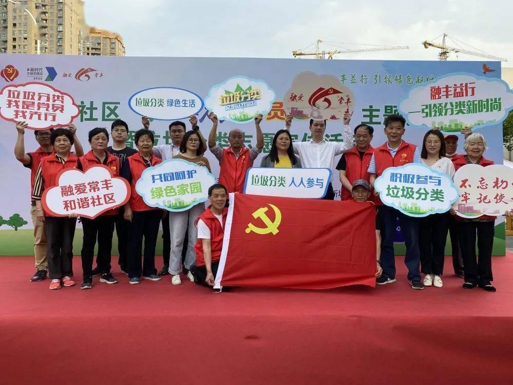 经历过信任的崩塌人会变得冷漠
